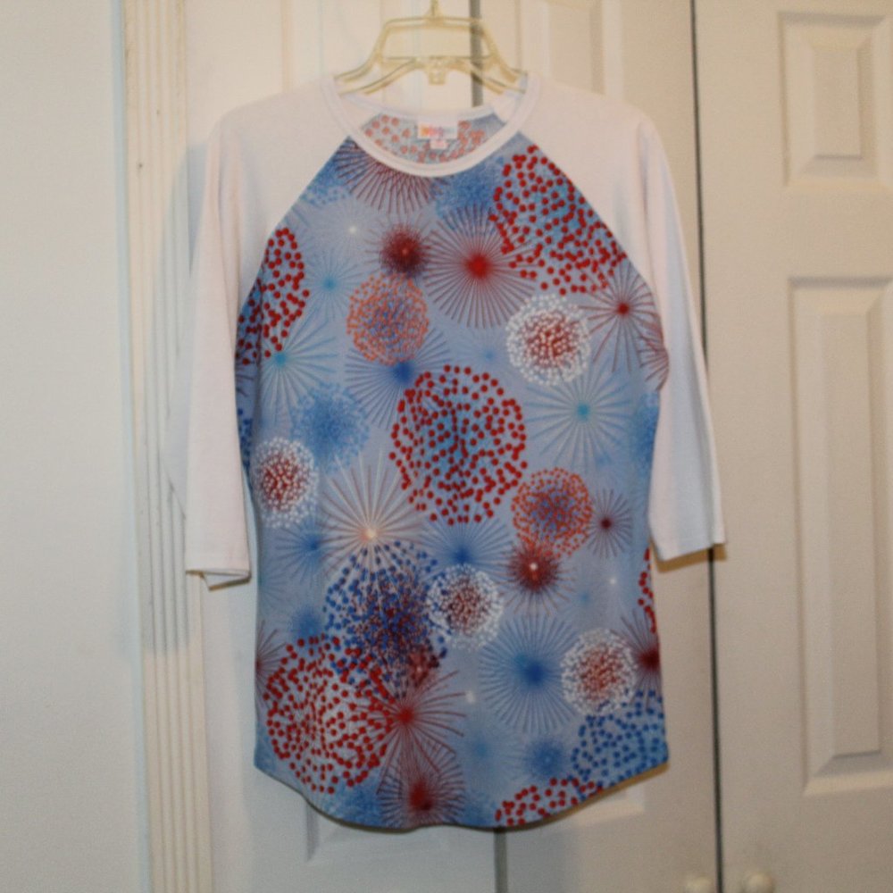 LuLaRoe Red White and Blue Fireworks  Short Sleeve Tee